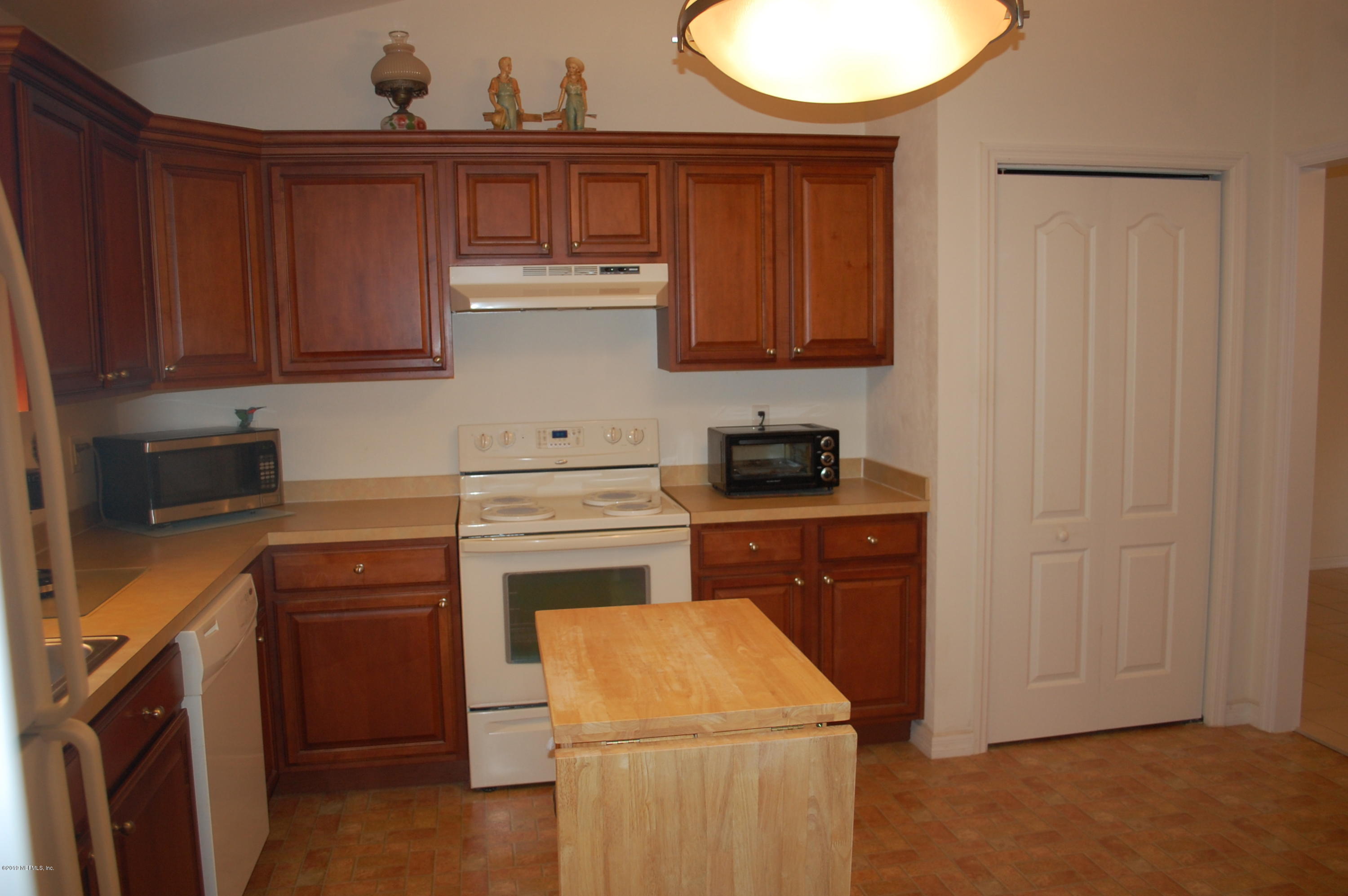 882 Southeast 46th Loop Keystone Heights, FL 32656 - Photo 4 of 23 DSC_0720