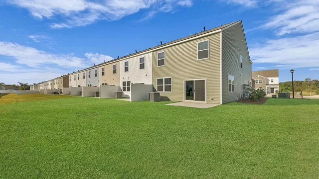 $339,900 | 134 Yarrow Way, Moncks Corner, SC 29461