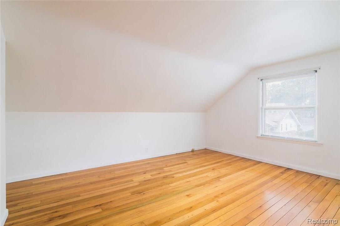 407 North Castell Avenue Rochester, MI 48307 - Photo 14 of 23 Castell-15_preview.jpeg