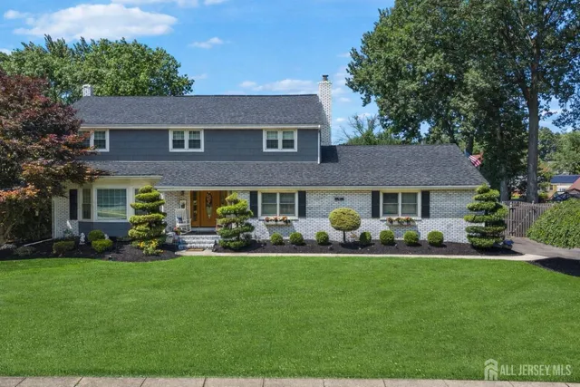$925,000 | 55 Valley Vale Drive, Old Bridge, NJ 08857
