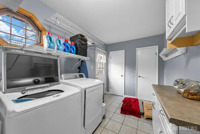 $925,000 | 55 Valley Vale Drive, Old Bridge, NJ 08857