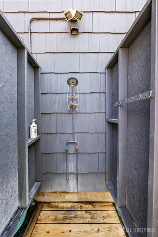 $925,000 | 55 Valley Vale Drive, Old Bridge, NJ 08857