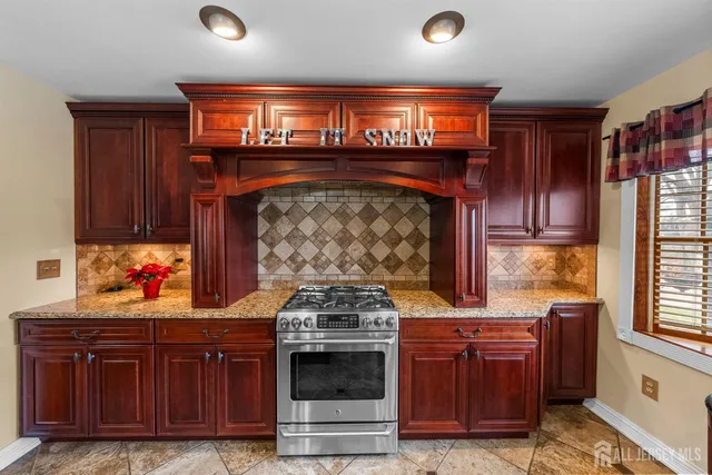 $925,000 | 55 Valley Vale Drive, Old Bridge, NJ 08857