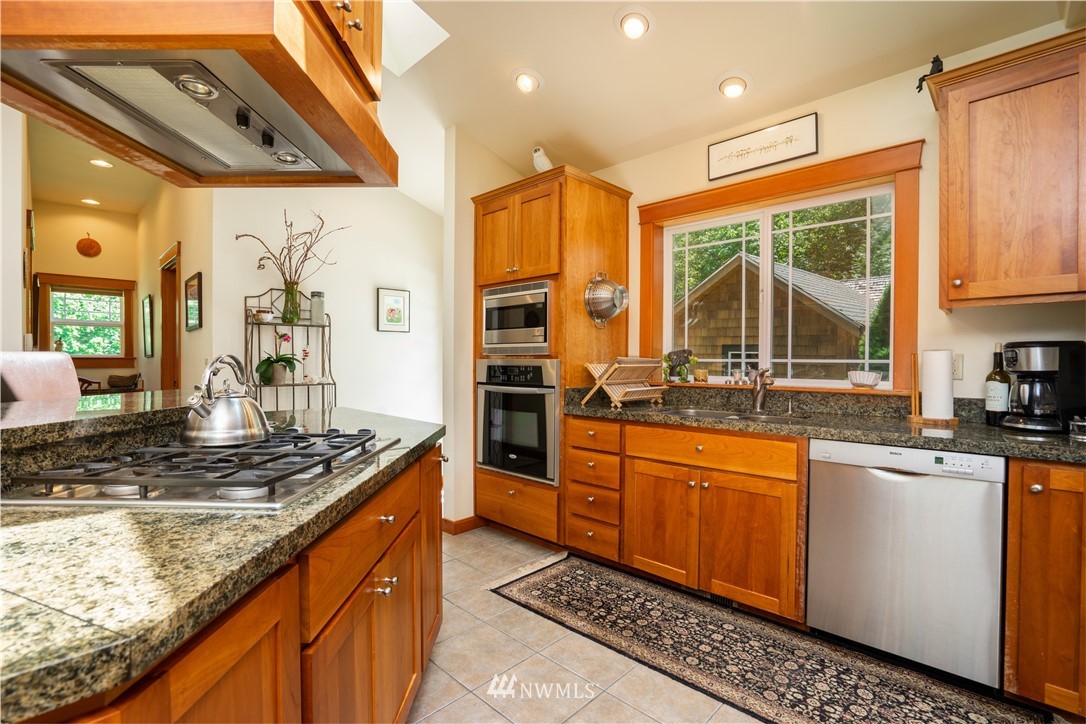 48404 Yeager Road Concrete, WA 98237 - Photo 10 of 24 Gallery Image 10