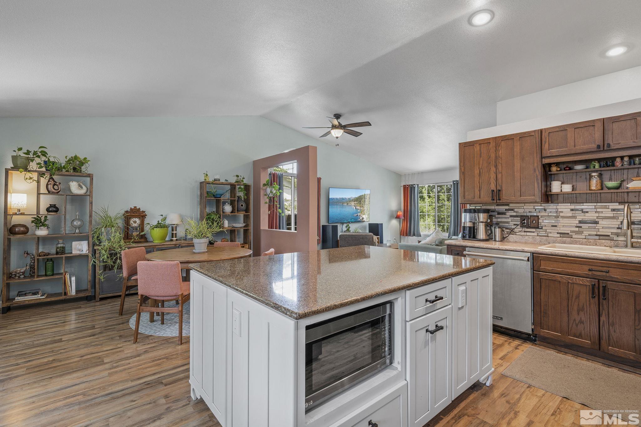 8579 Turtle Creek Court Reno, NV 89506 - Photo 11 of 16 Photo 11