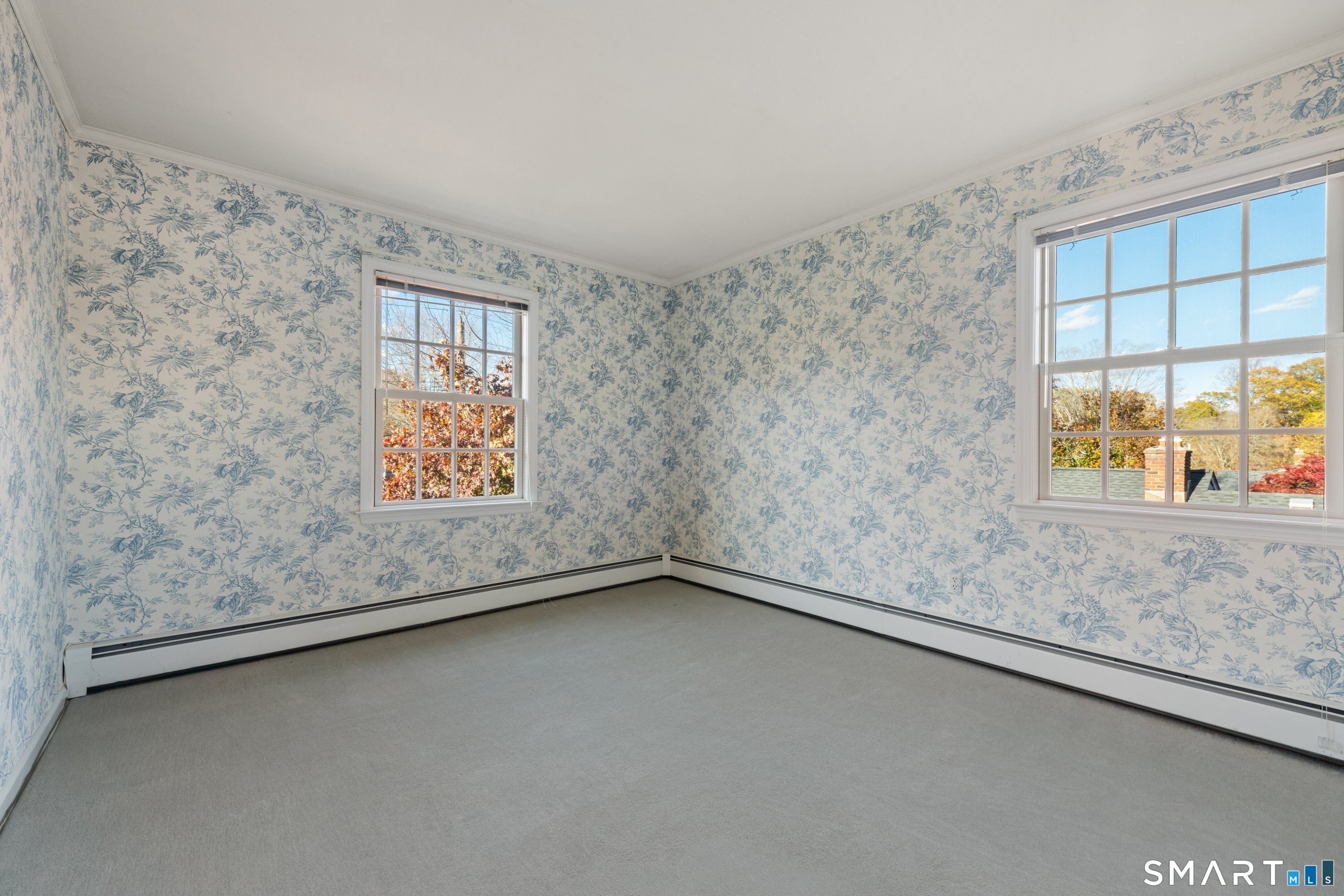 56 Drake Lane Fairfield, CT 06824 - Photo 25 of 35 an empty room with a window