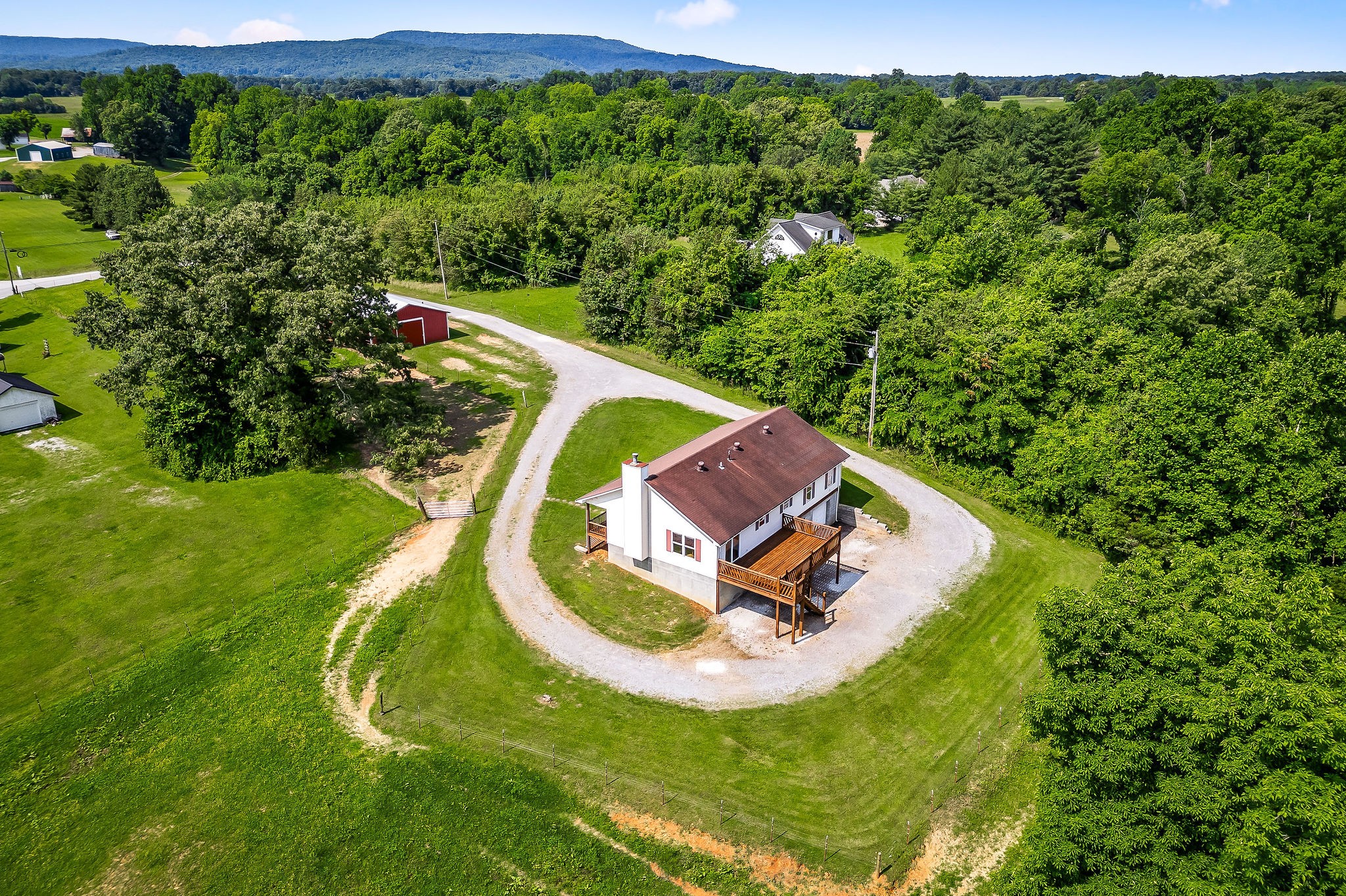 5177 Shellsford Road McMinnville, TN 37110 - Photo 4 of 51 Gallery Image 4