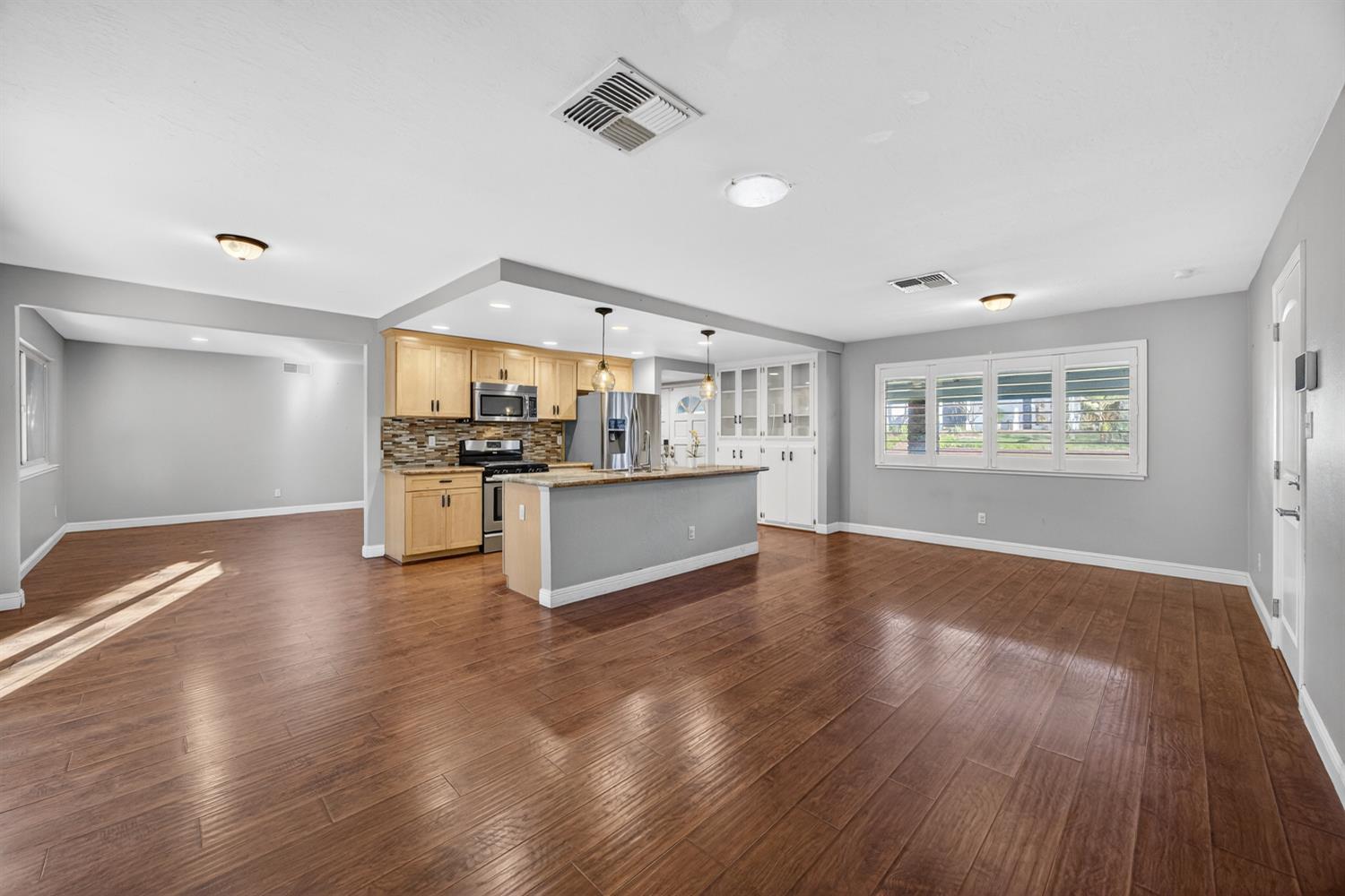 5267 Ridgevale Way Fair Oaks, CA 95628 - Photo 15 of 58