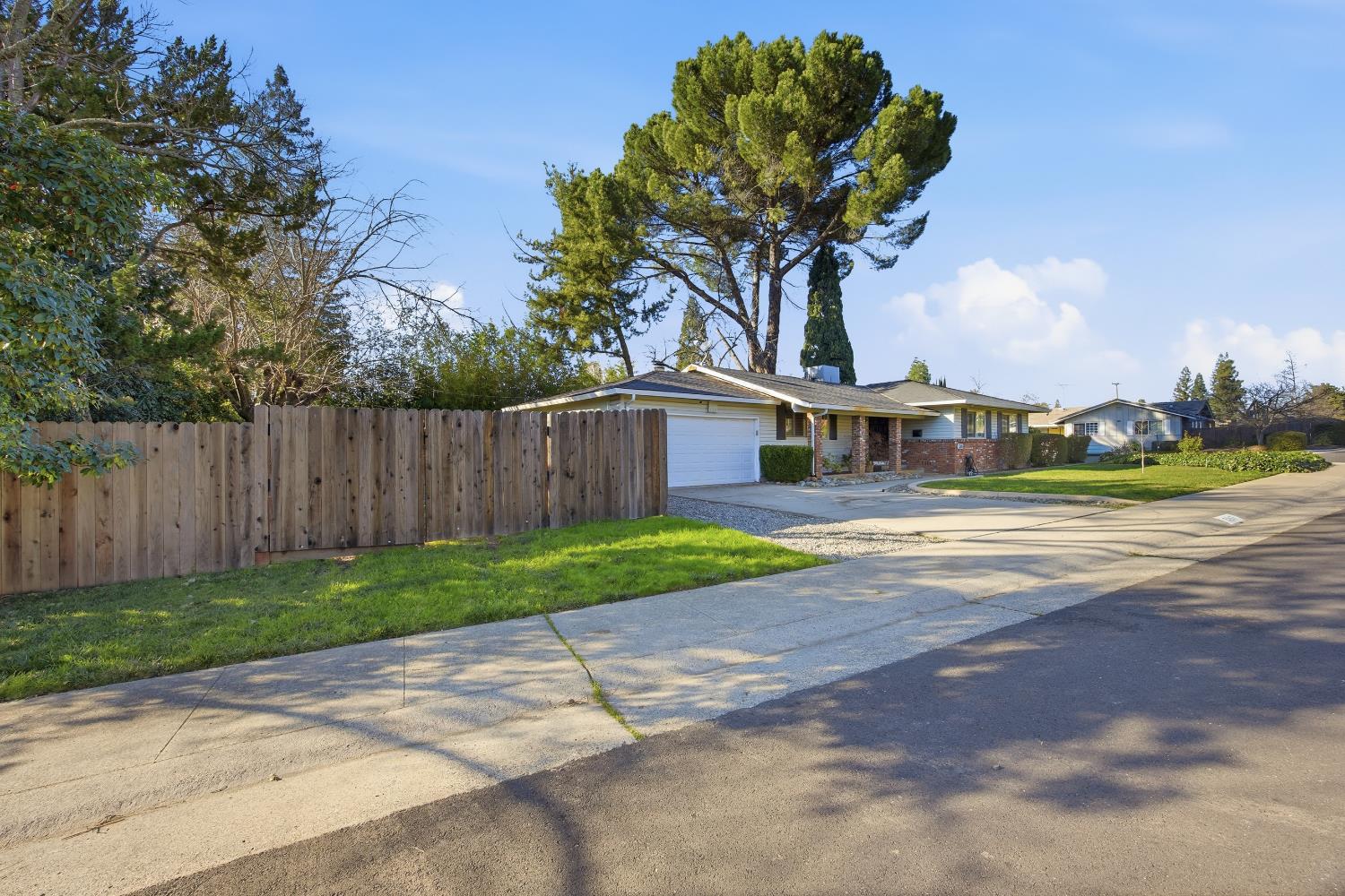 5267 Ridgevale Way Fair Oaks, CA 95628 - Photo 51 of 58