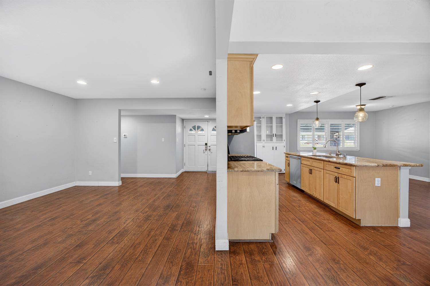 5267 Ridgevale Way Fair Oaks, CA 95628 - Photo 7 of 58