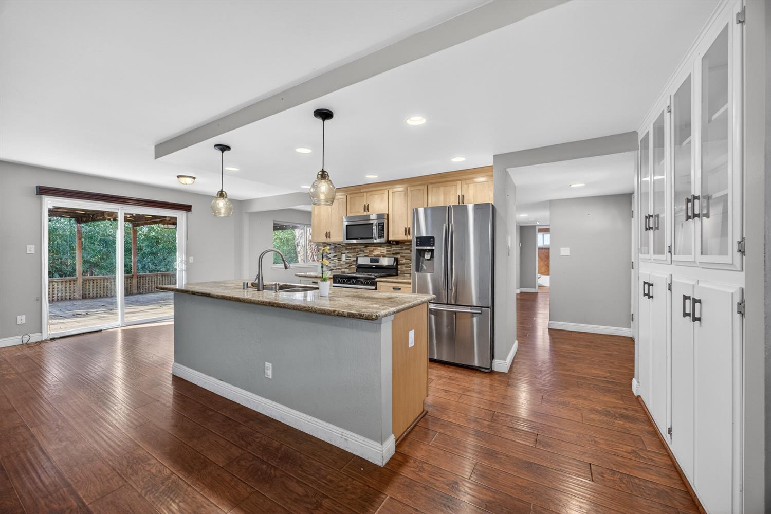 5267 Ridgevale Way Fair Oaks, CA 95628 - Photo 10 of 58