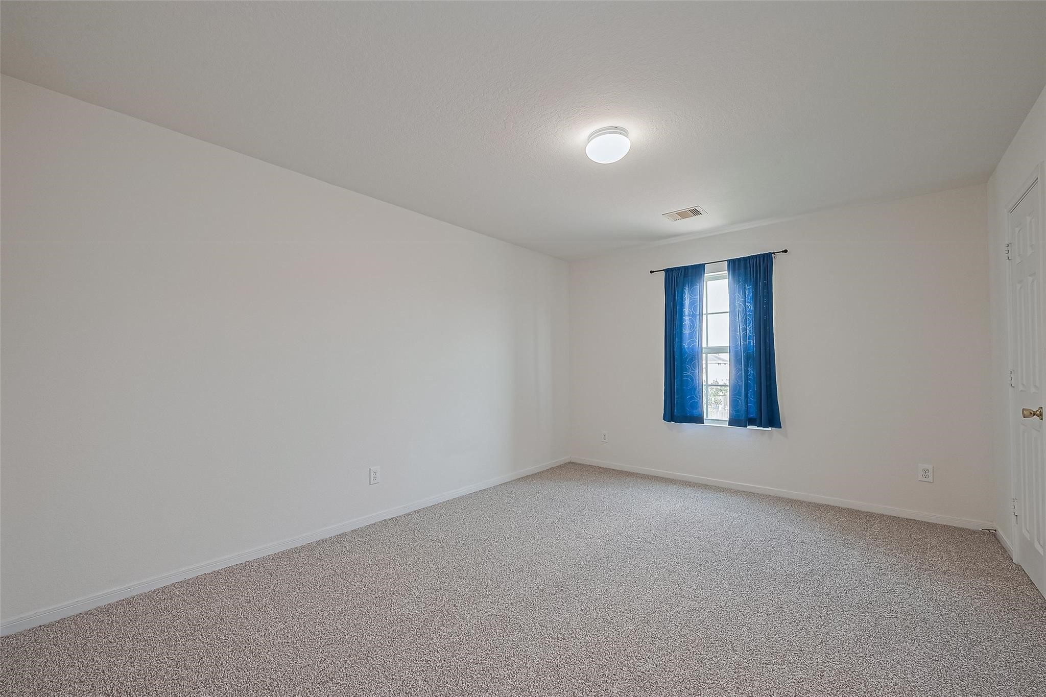 9514 Barr Spring Drive Humble, TX 77396 - Photo 10 of 27