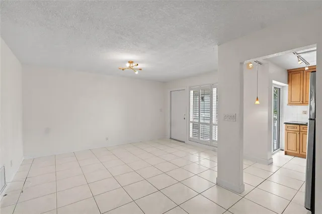 $166,000 | 1439 South Ocean Boulevard, Unit 317, Lauderdale-by-the-Sea, FL 33062
