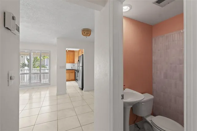 $166,000 | 1439 South Ocean Boulevard, Unit 317, Lauderdale-by-the-Sea, FL 33062