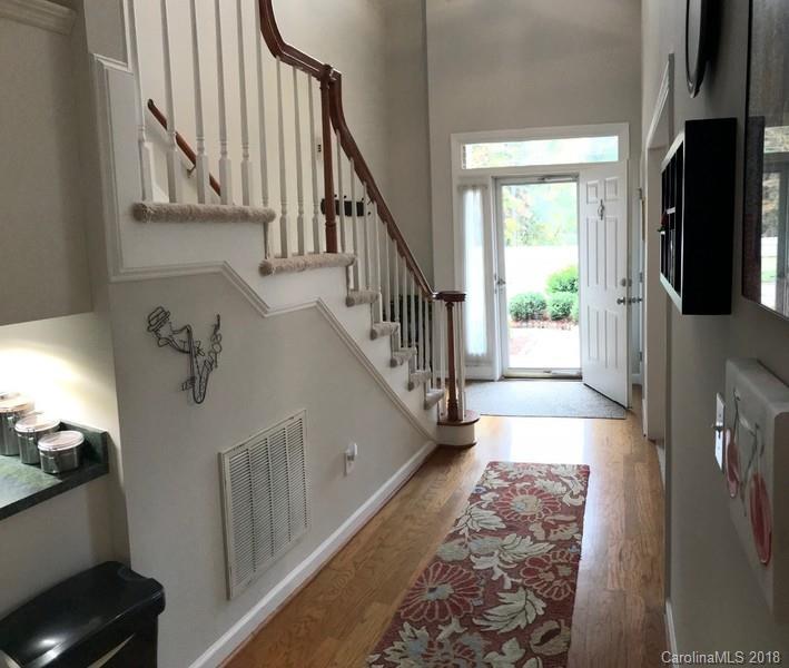 930 Cathey Road Charlotte, NC 28214 - Photo 4 of 23 Gallery Image 4