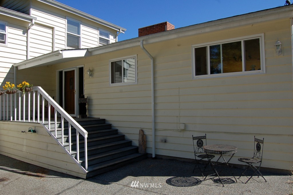 23670 Jefferson Point Road Northeast Kingston, WA 98346 - Photo 19 of 20 Gallery Image 19