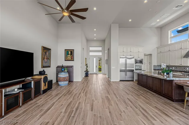 $6,900 | 5192 Rock Daisy Drive, Las Vegas, NV 89135