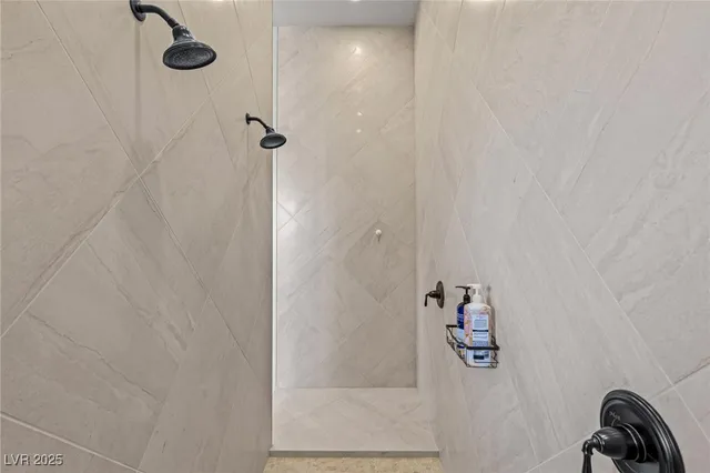 $6,900 | 5192 Rock Daisy Drive, Las Vegas, NV 89135