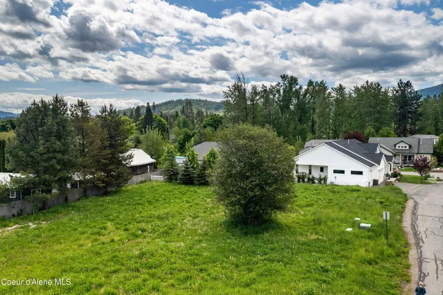 $225,000 | 409 Becker Lane, Dover, ID 83825