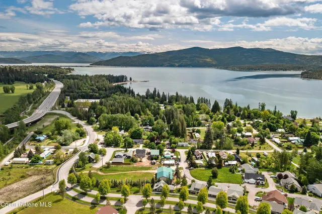 $225,000 | 409 Becker Lane, Dover, ID 83825