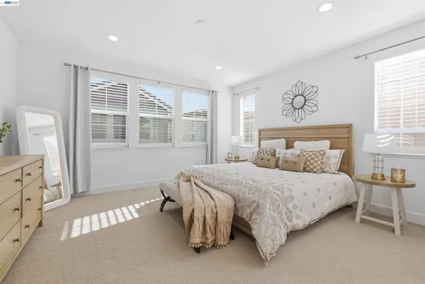 $750,000 | 168 East Calder Drive, Mountain House, CA 95391