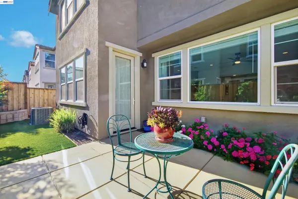 $750,000 | 168 East Calder Drive, Mountain House, CA 95391