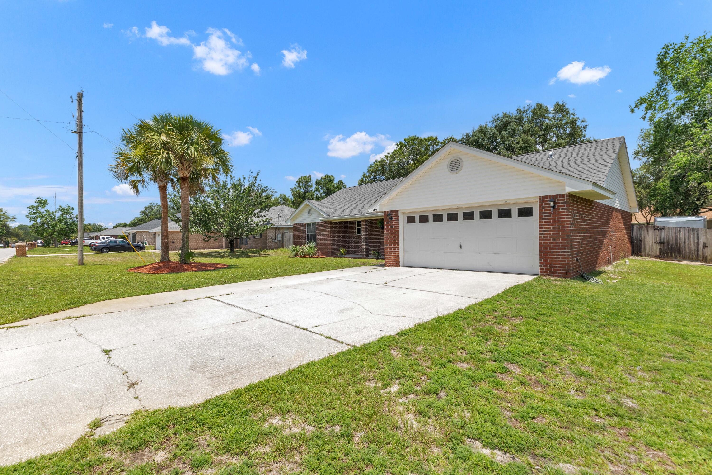 2091 Alfred Boulevard Navarre, FL 32566 - Photo 3 of 36 1 (3)