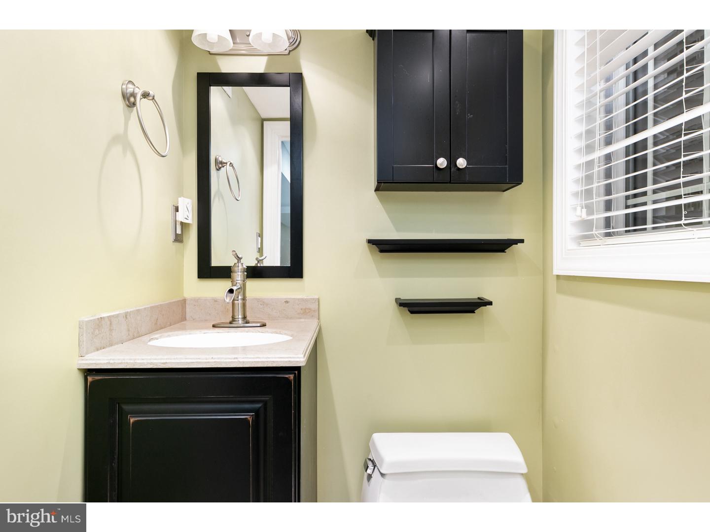 7 Maple Road Burlington Township, NJ 08016 - Photo 20 of 25 Bathroom