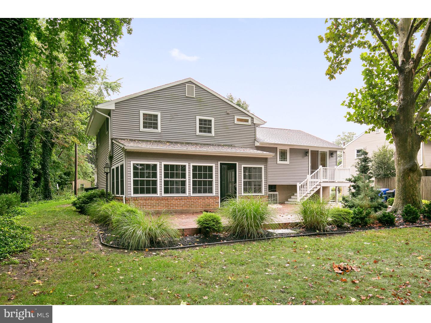 7 Maple Road Burlington Township, NJ 08016 - Photo 23 of 25 Exterior Back