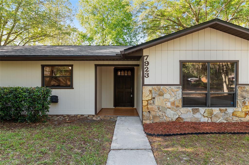 7923 Southwest 55 Place Gainesville, FL 32608 - Photo 4 of 60
