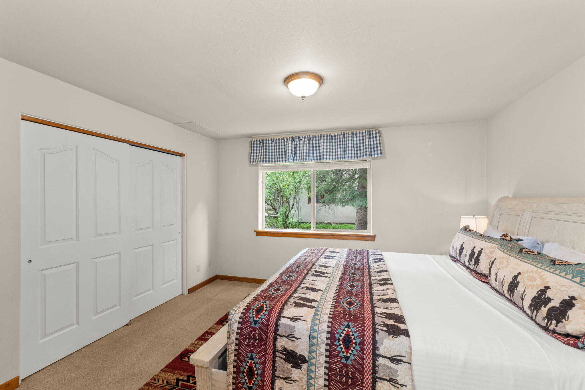 201 Blue Bell Road Sun Valley, ID 83353 - Photo 26 of 34 Guest Bedroom 3