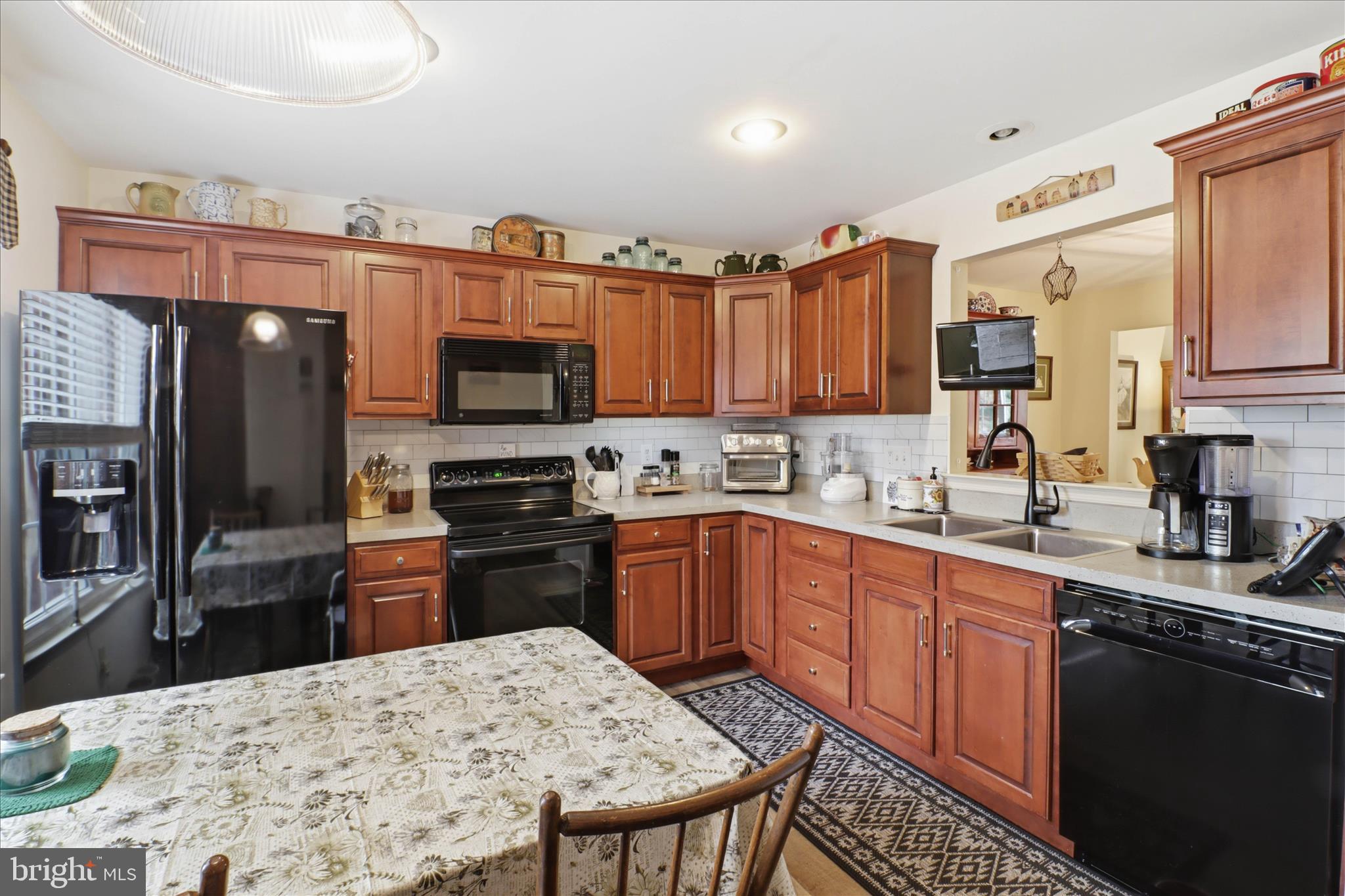 320 White Chapel Road Lancaster, PA 17603 - Photo 2 of 54