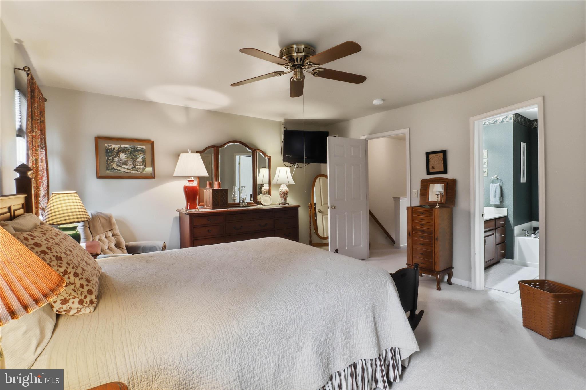 320 White Chapel Road Lancaster, PA 17603 - Photo 5 of 54