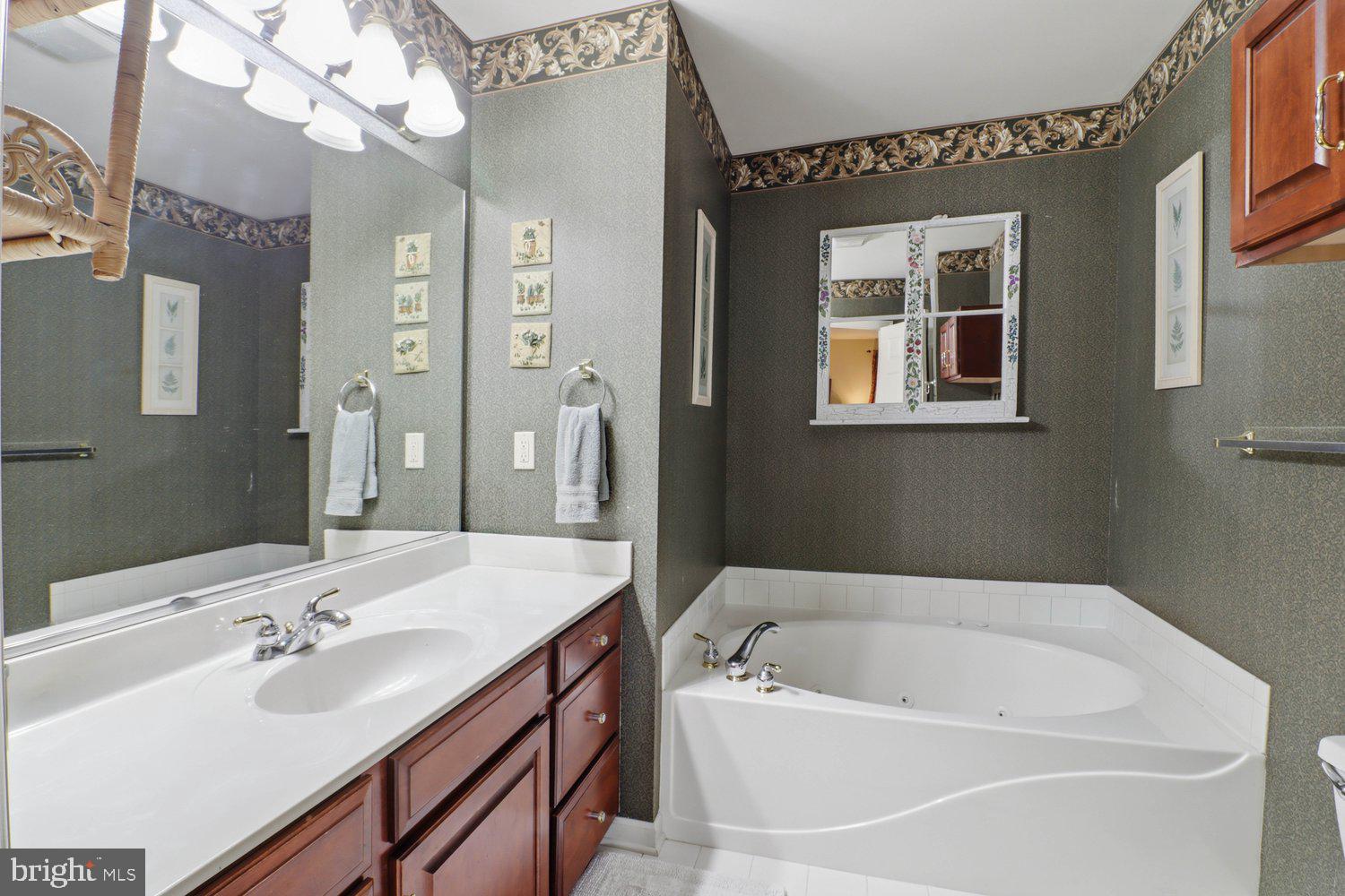 320 White Chapel Road Lancaster, PA 17603 - Photo 6 of 54