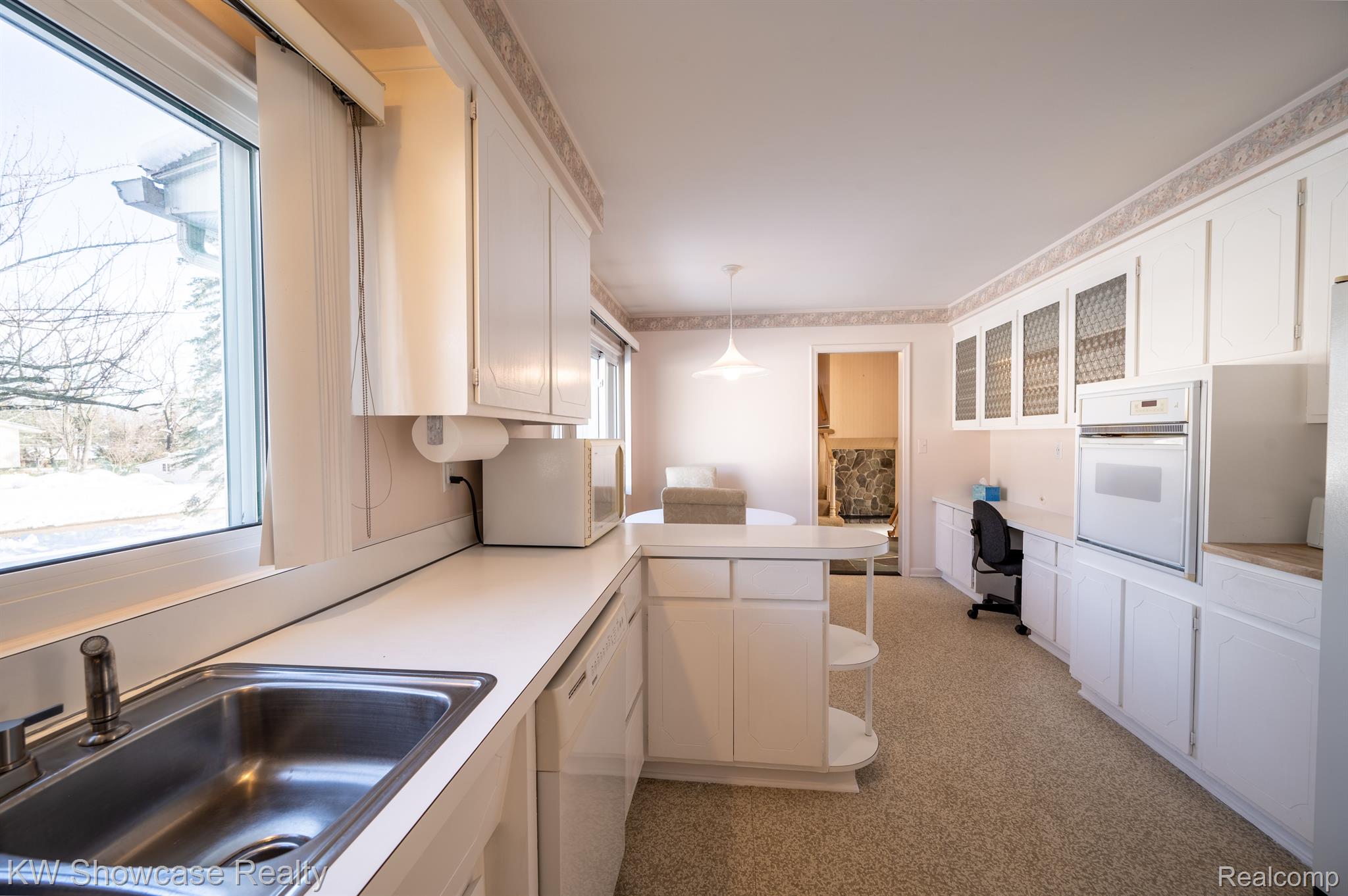 7090 Valleybrook Road West Bloomfield, MI 48322 - Photo 20 of 76 Kitchen/ Bkf