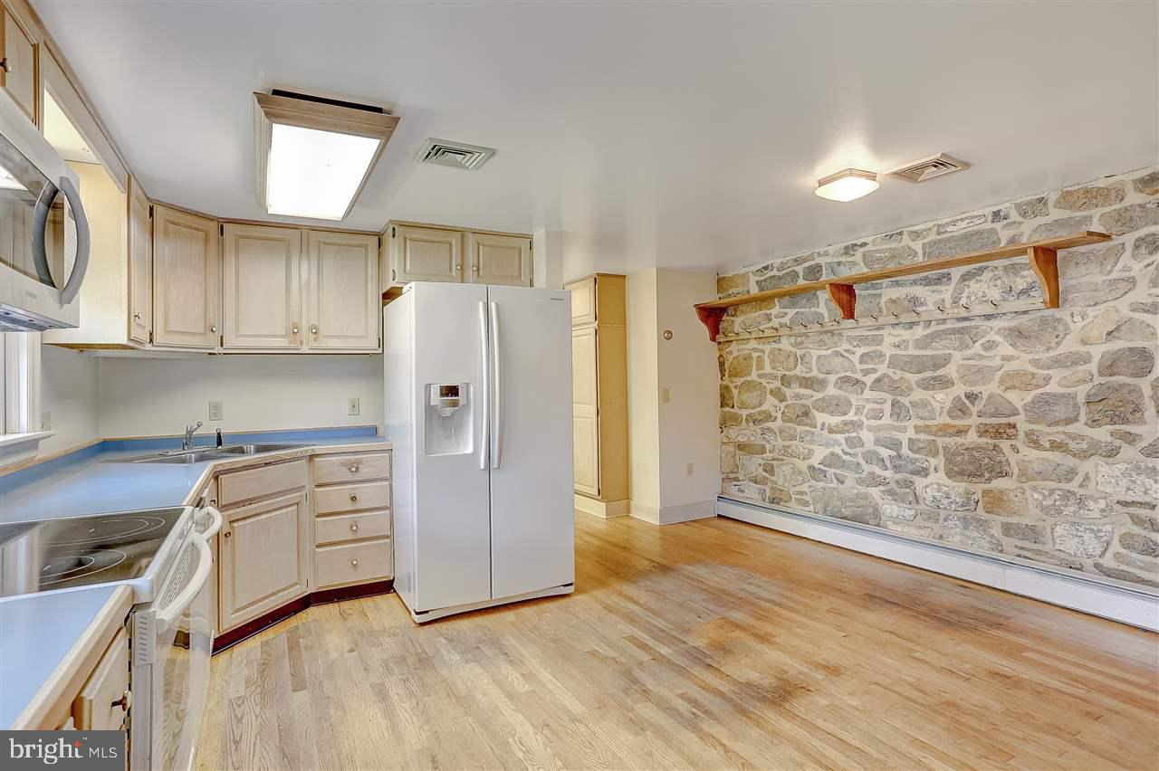 1804 Walnut Bottom Road Newville, PA 17241 - Photo 9 of 25 Gallery Image 9