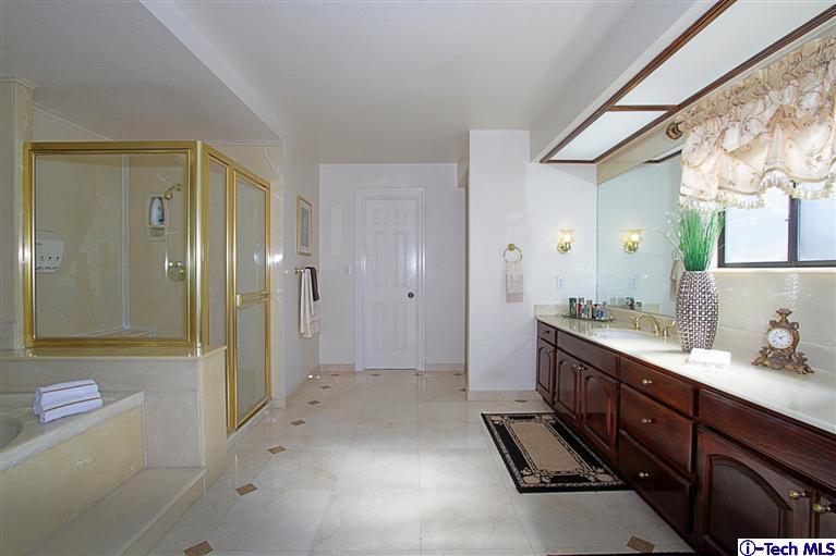 1118 Edinburgh Road San Dimas, CA 91773 - Photo 29 of 37 Additional Photo