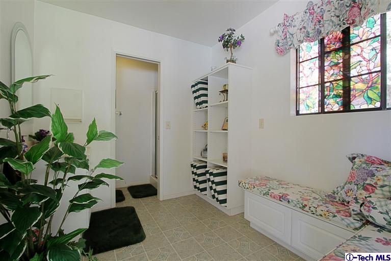1118 Edinburgh Road San Dimas, CA 91773 - Photo 32 of 37 Additional Photo