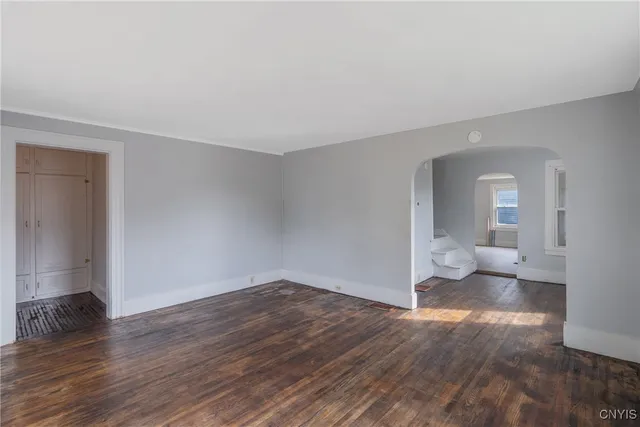 $1,500 | 148 West Cayuga Street, Oswego, NY 13126