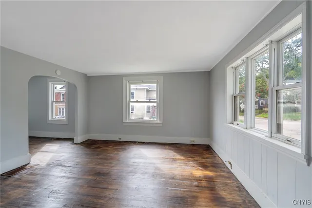 $1,500 | 148 West Cayuga Street, Oswego, NY 13126