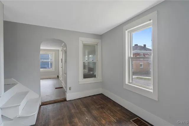 $1,500 | 148 West Cayuga Street, Oswego, NY 13126