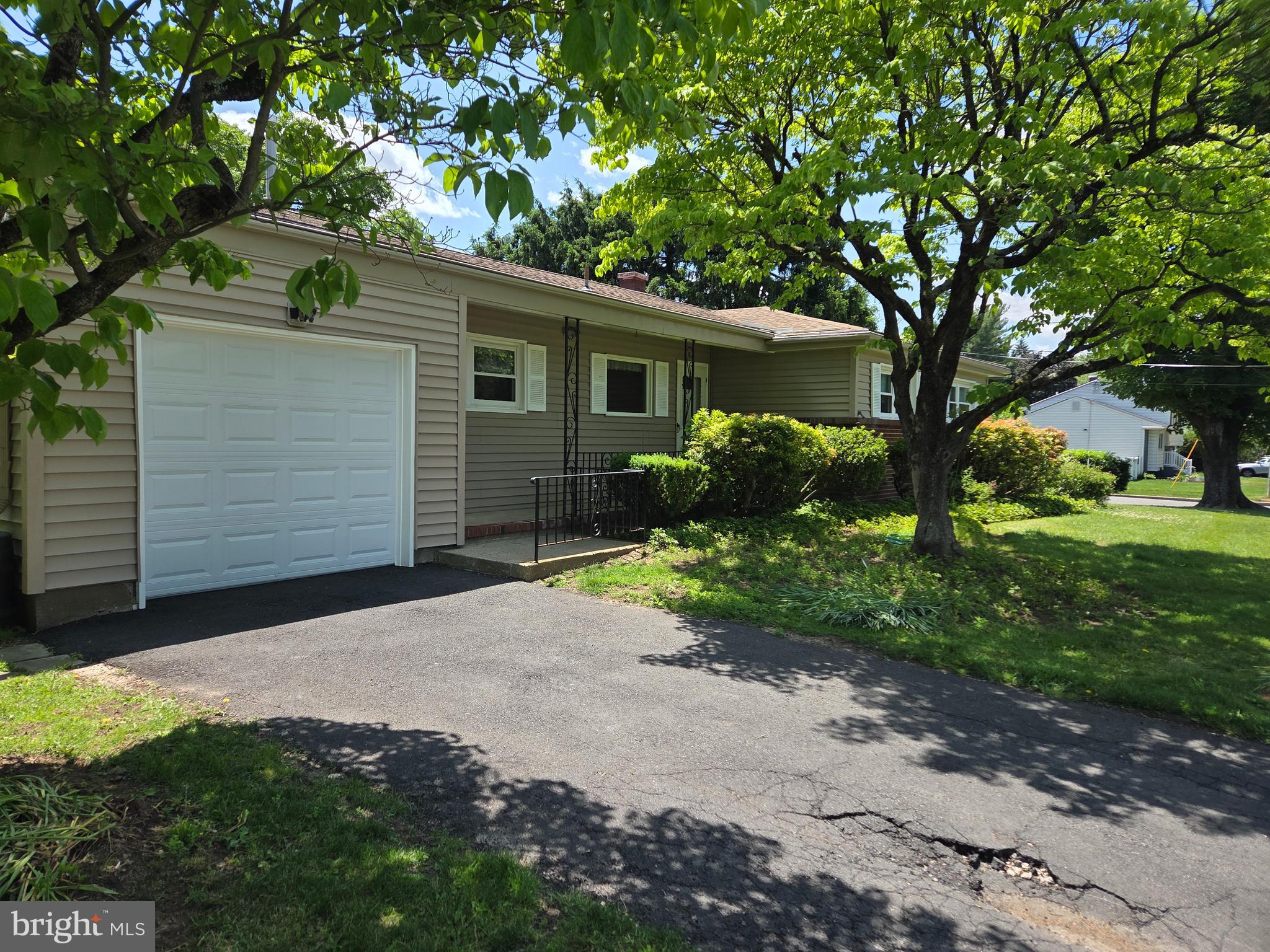 107 Upper Ferry Road Ewing, NJ 08628 - Photo 8 of 23 Exterior Front