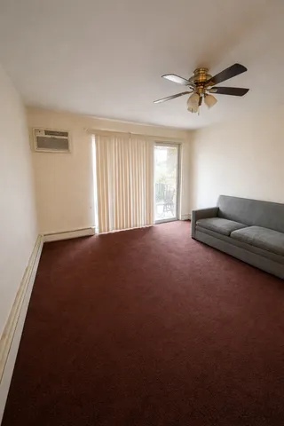 $129,999 | 740 Hill Drive, Unit 303, Hoffman Estates, IL 60169