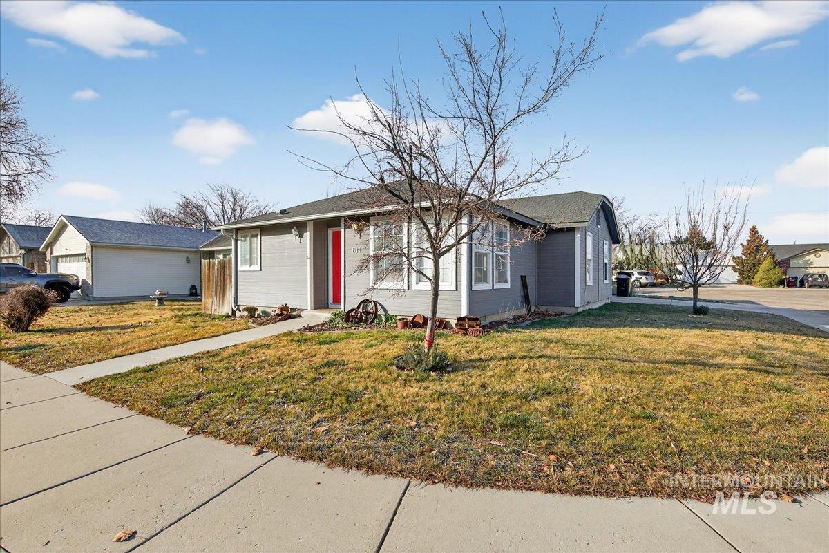 611 Northwest 15th Street Meridian, ID 83642 - Photo 30 of 35 Ranch-style home featuring a front yard