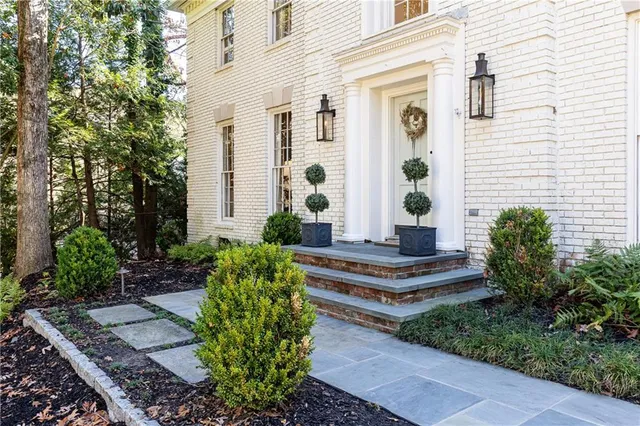 $1,875,000 | 900 Hawick Drive Northwest, Atlanta, GA 30327