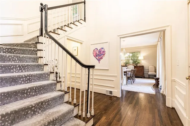 $1,875,000 | 900 Hawick Drive Northwest, Atlanta, GA 30327