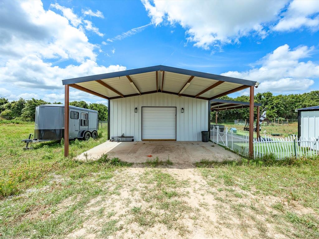 828 Wilson Road Perrin, TX 76486 - Photo 24 of 39