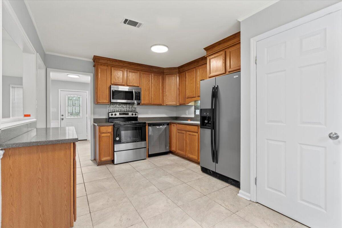 3980 Willowood Road Martinez, GA 30907 - Photo 14 of 33 13-Kitchen Area