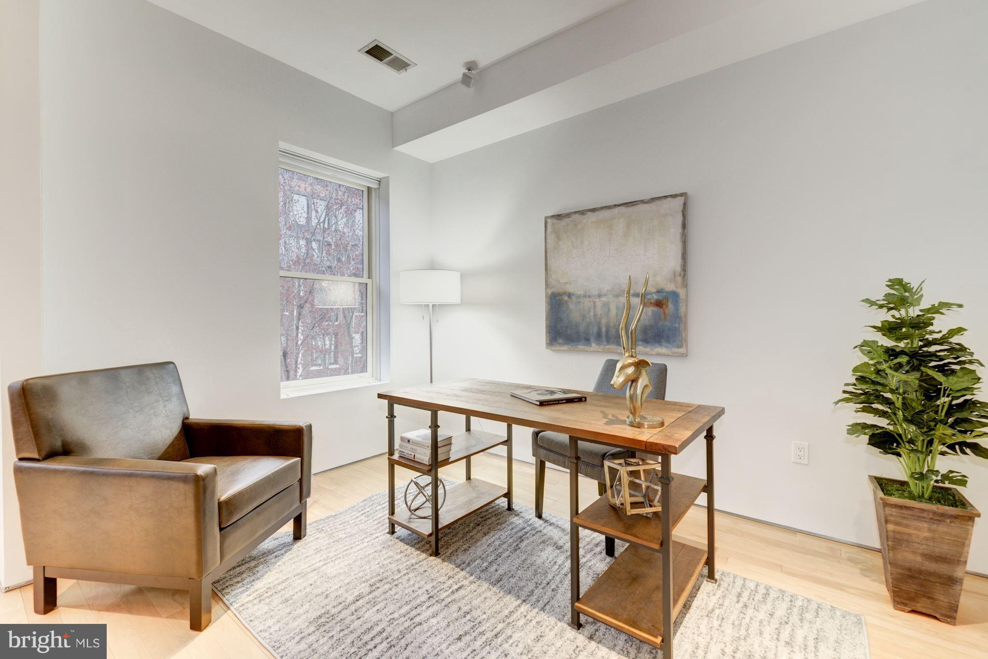 1213 N Street Northwest, Unit E Washington, DC 20005 - Photo 12 of 29 Den