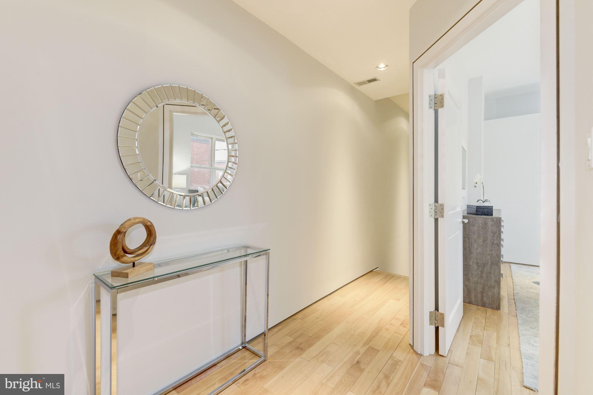 1213 N Street Northwest, Unit E Washington, DC 20005 - Photo 17 of 29 Interior (General)